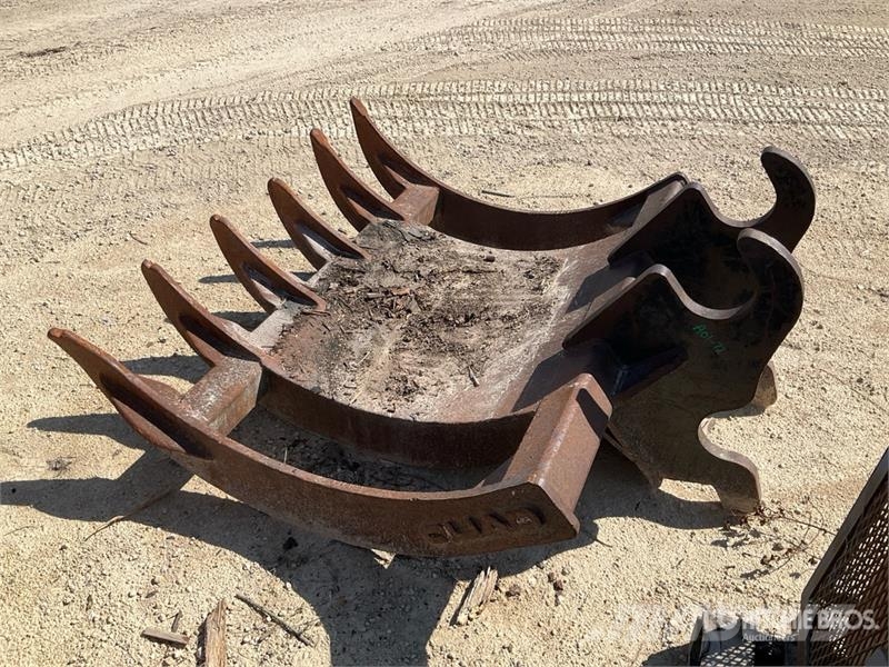 60 in Excavator Rake Ancinho virador