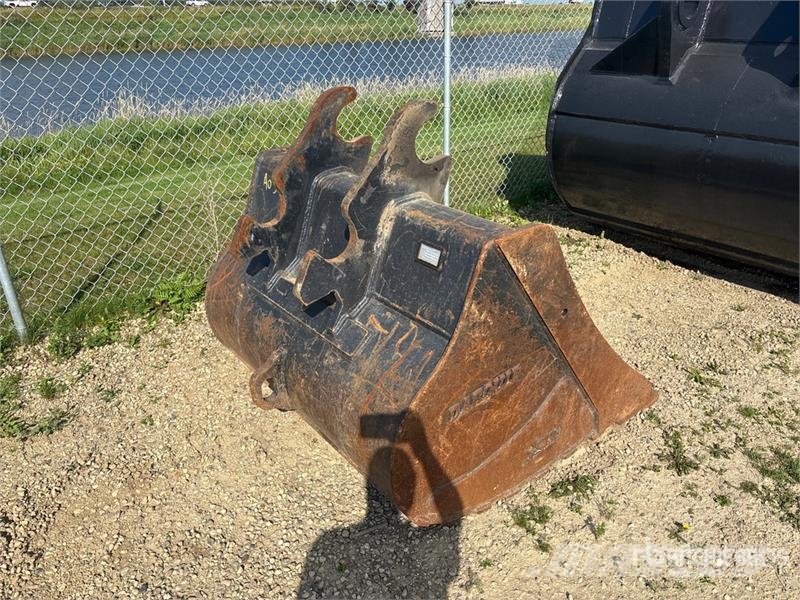 60 in Q/C Cleanup Excavator Bucket Godet