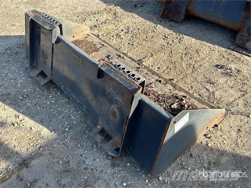 60 in Skid Steer Bucket - Fits Bobcat 50 Kašike / Korpe