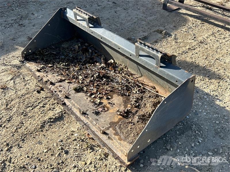60 in Skid Steer Bucket - Fits Bobcat 50 Kašike / Korpe