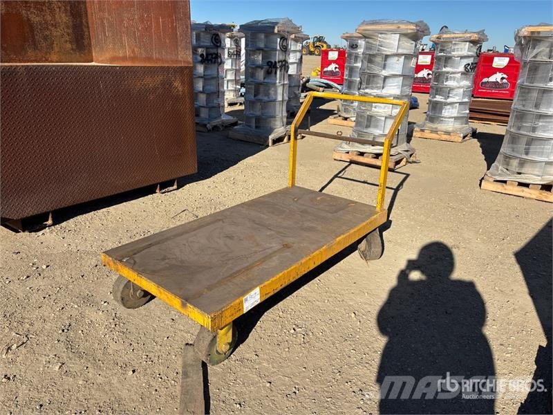  60 in x 30 in Steel Wheel Push Cart Andre komponenter