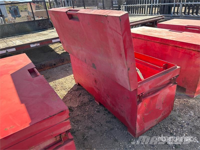  60in x 25in x 24 Tool Box Sonstige Baumaschinen