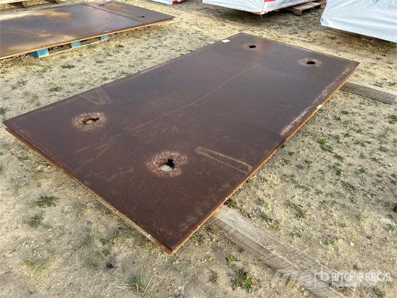 61 in x 121 in (0.75 in Thick) Steel Plates Drugi deli