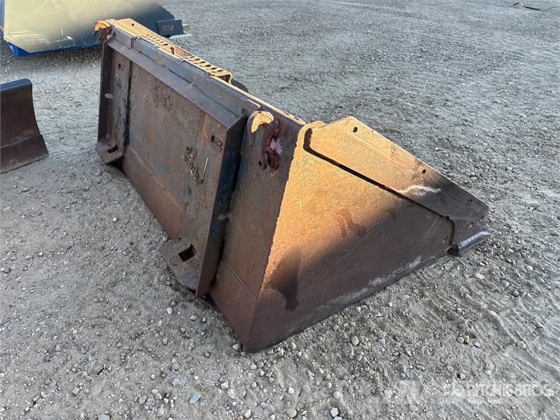  62 in Skid Steer Bucket دلاء