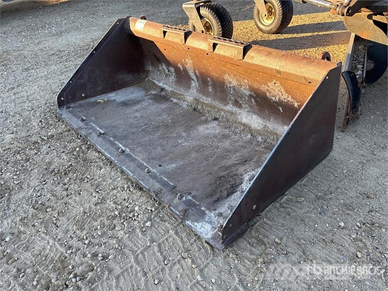  62 in Skid Steer Bucket دلاء