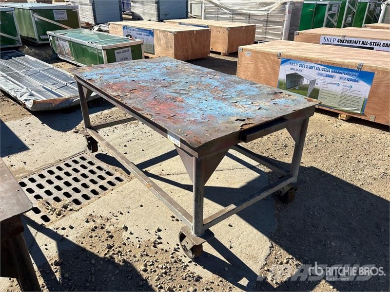  62 in x 35 in x 28 in Portable Mobile Work Table Andre komponenter