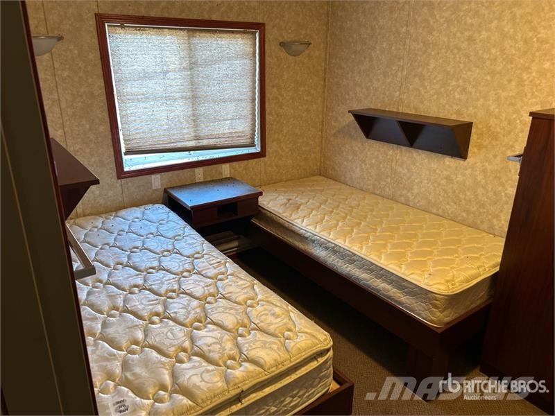 64 ft x 13 ft 8 Person Skid-Mounted Mobile Office Строителство - Други