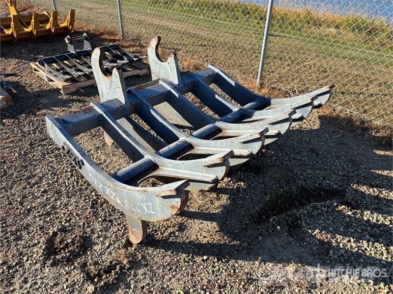  66 in Q/C Excavator Rake - Fits Hitatchi ZX230/ZX2 耙與翻草機