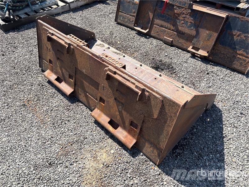 66 in Skid Steer Bucket Godet