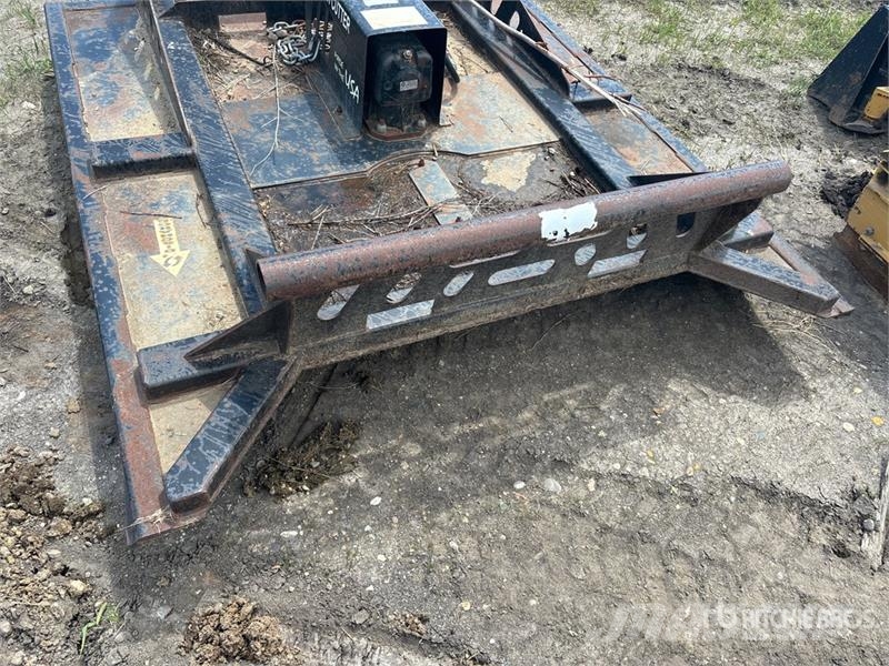 68 in Skid Steer Hydraulic Brush Cutter Pasture mowers and toppers