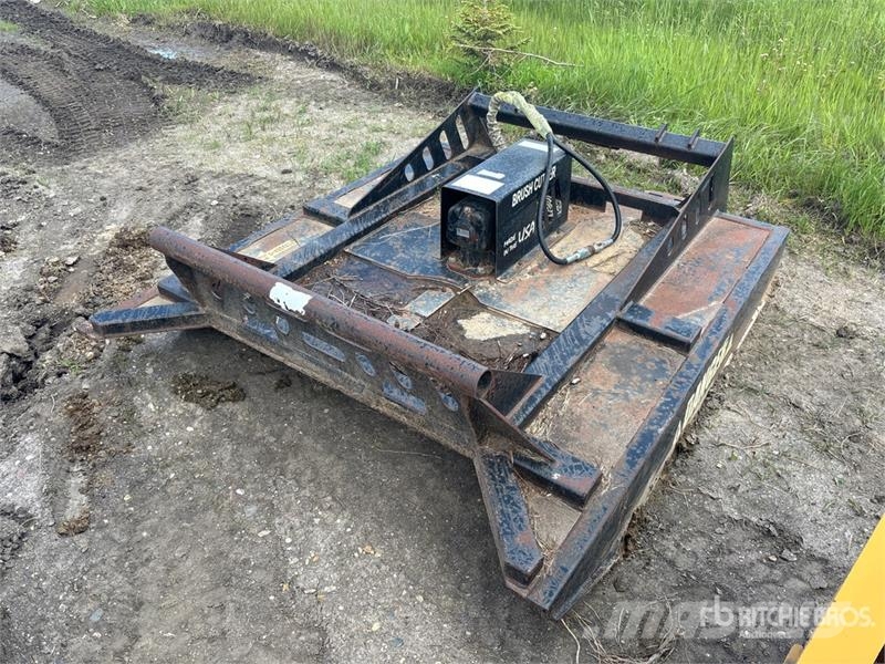 68 in Skid Steer Hydraulic Brush Cutter Pasture mowers and toppers