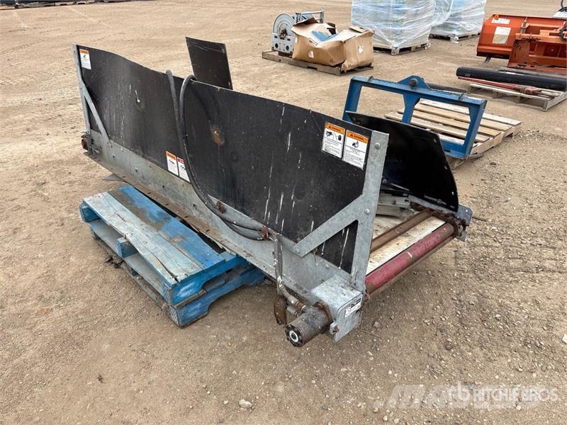  7 ft 6 in x 3 ft Feed Mixer Conveyor Otra maquinaria agrícola