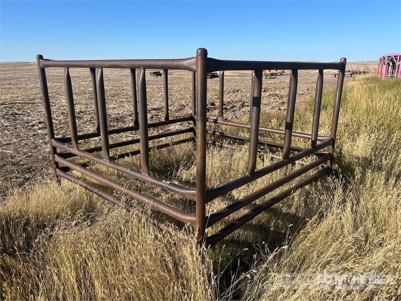  7 ft x  ft Livestock Feeder علافات ماشية