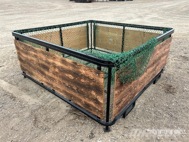  7 ft x  ft x 3 ft Slow Livestock Feeder علافات ماشية