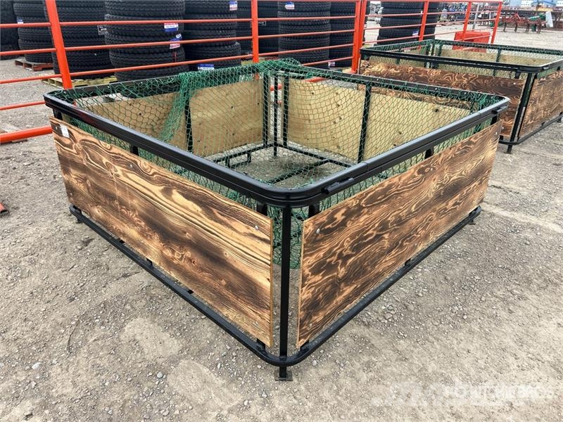  7 ft x  ft x 3 ft Slow Livestock Feeder علافات ماشية