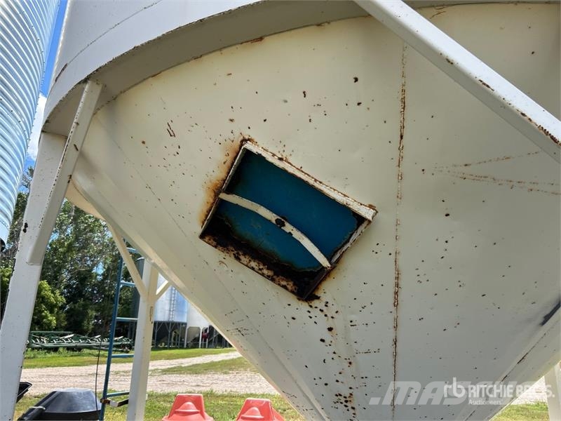  +/- 70 ton Smooth Wall Hopper Grain Bin Foredlings- og lagerhåndteringsutstyr - Annet