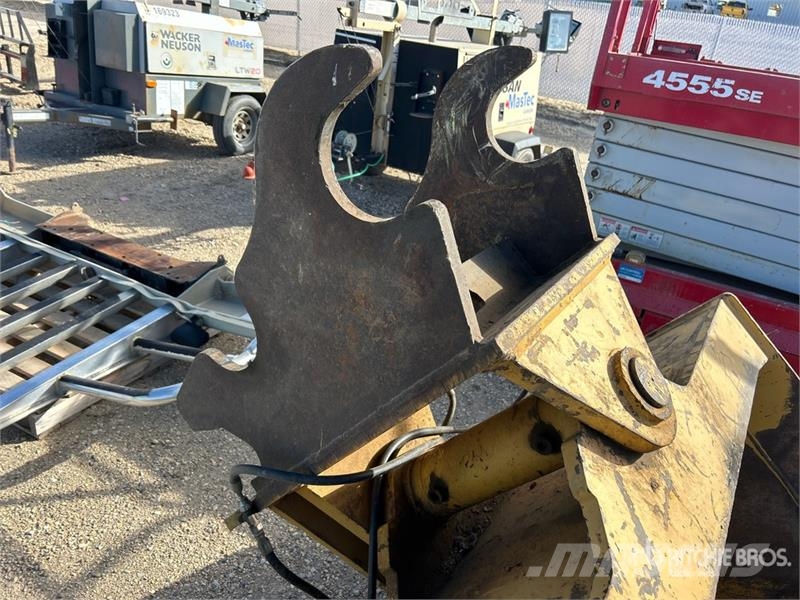 72 in Q/C Cleanup Excavator Bucket Kašike / Korpe