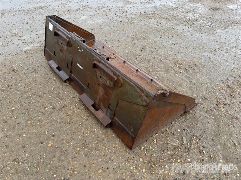 72 in Skid Steer Bucket 挖斗