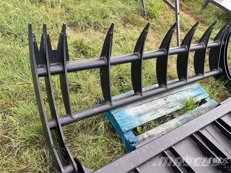 72 in Skid Steer Grapple (Unused) Pinze