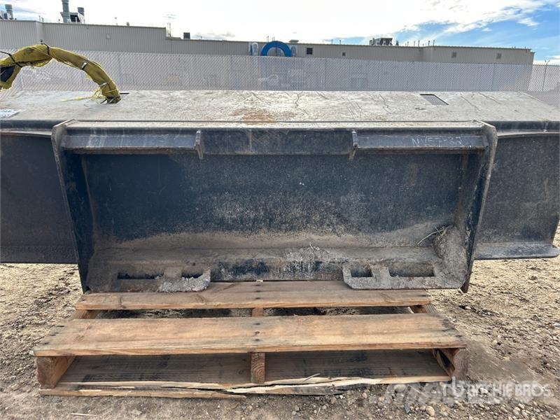  72 in Skid Steer Tiller Varomosios akėčios ir žemės frezos