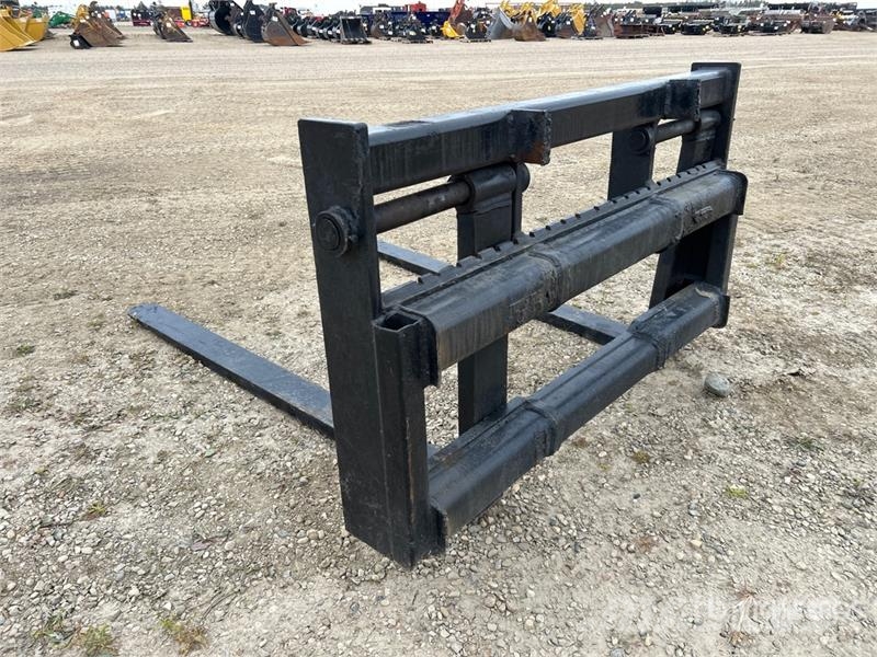 72 in Wheel Loader Forks Fourche