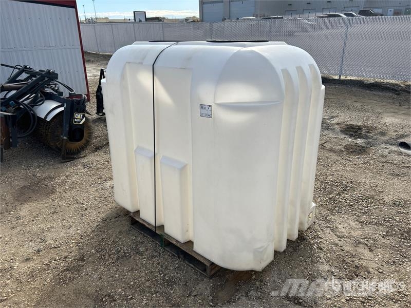 72 in x 40 in x 60 in Poly Water Tank Fuel and additive tanks