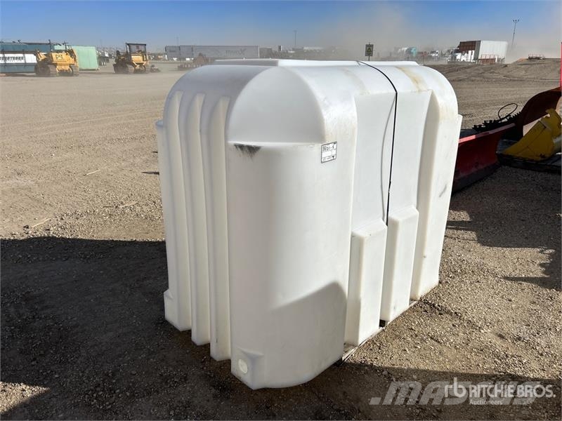 72 in x 40 in x 60 in Poly Water Tank Fuel and additive tanks
