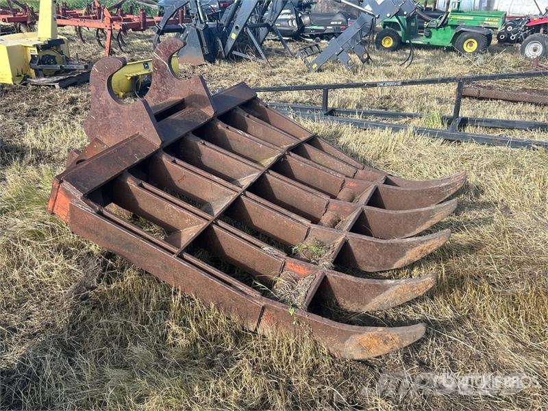  75 in Skeleton Excavator Bucket Godet