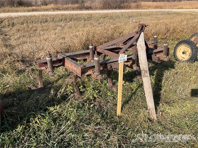  8 ft 3-Point . Cultivator Cultivadoras