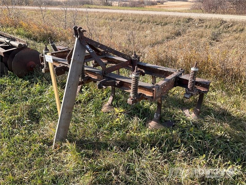  8 ft 3-Point . Cultivator Cultivadoras