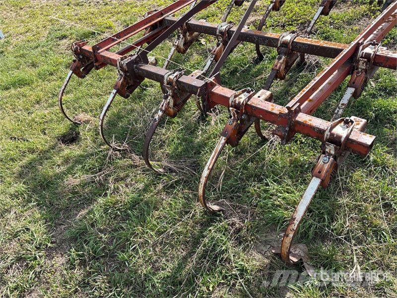  8 ft 3-Point Cultivator Kultivaatorid
