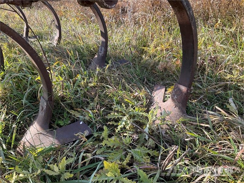  8 ft 3-Point . Cultivator Cultivadoras
