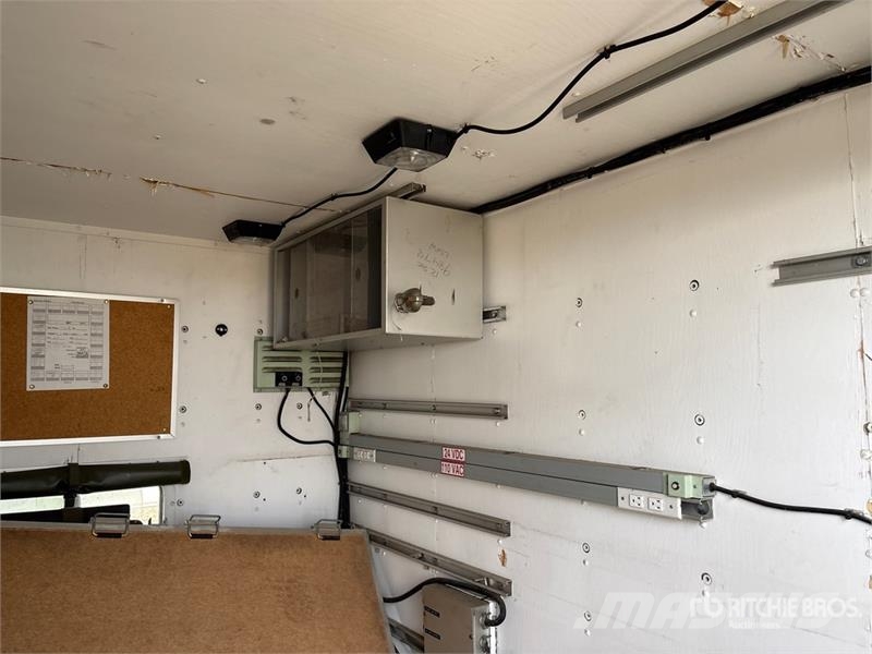  8 ft Military Insulated Body Transportes - Outros
