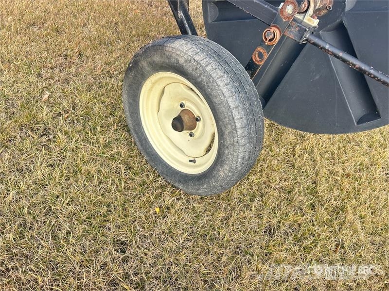 8 ft Poly Swath Roller Zgrabljalniki