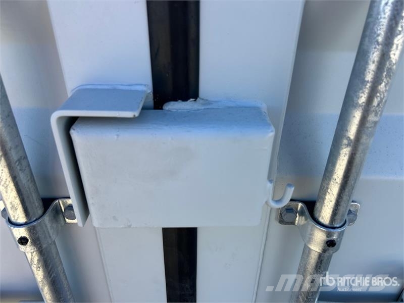 8 ft Storage Container Kontejnerji za skladiščenje