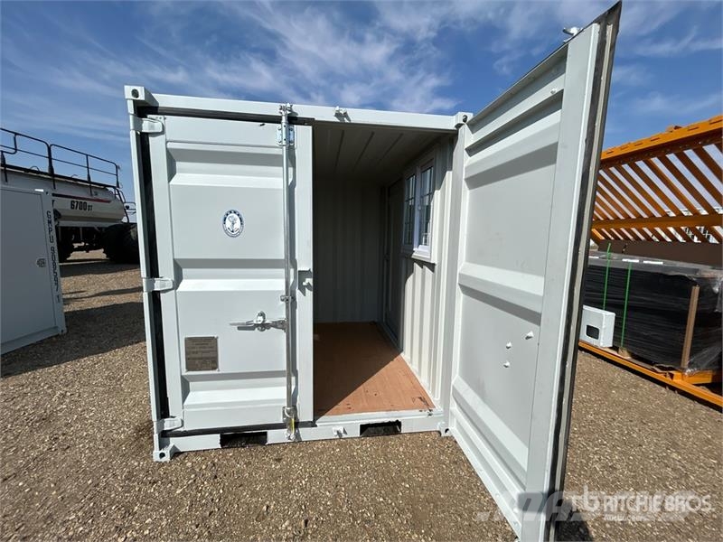 8 ft Storage Container Varastokontit