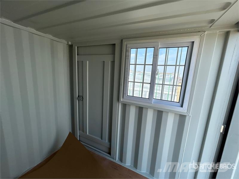 8 ft Storage Container Varastokontit