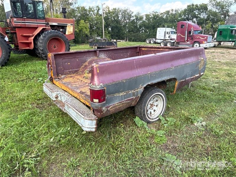  8 ft Truck Box Custom Built Wagon Otra maquinaria agrícola