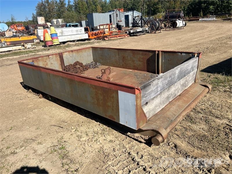 8 ft x 12 ft Skid Mounted Dump Bin Muu