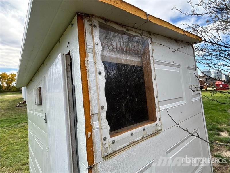 8 ft x 6 ft 6 in Ice Fishing Shack Overige aanhangers