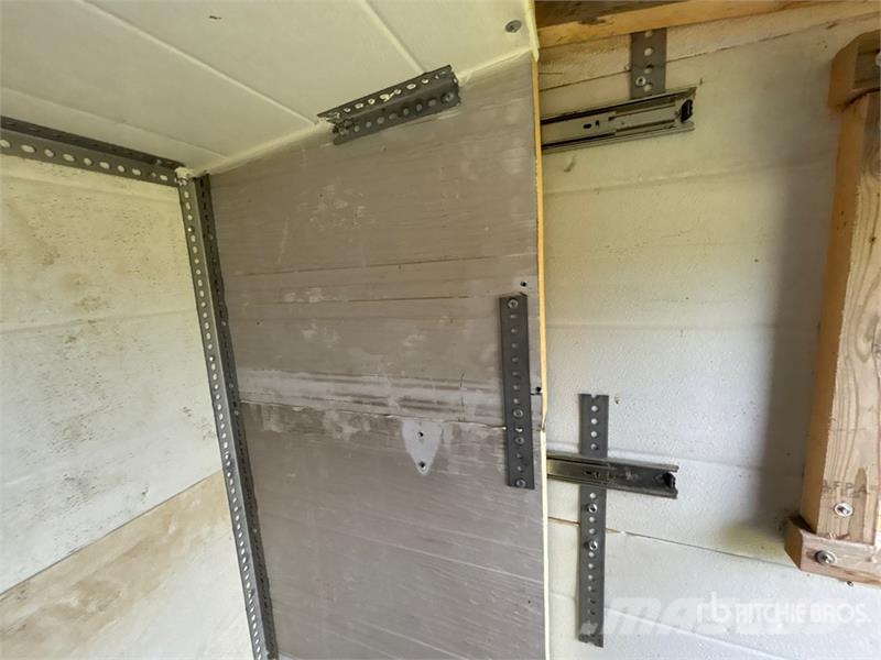 8 ft x 6 ft 6 in Ice Fishing Shack Overige aanhangers