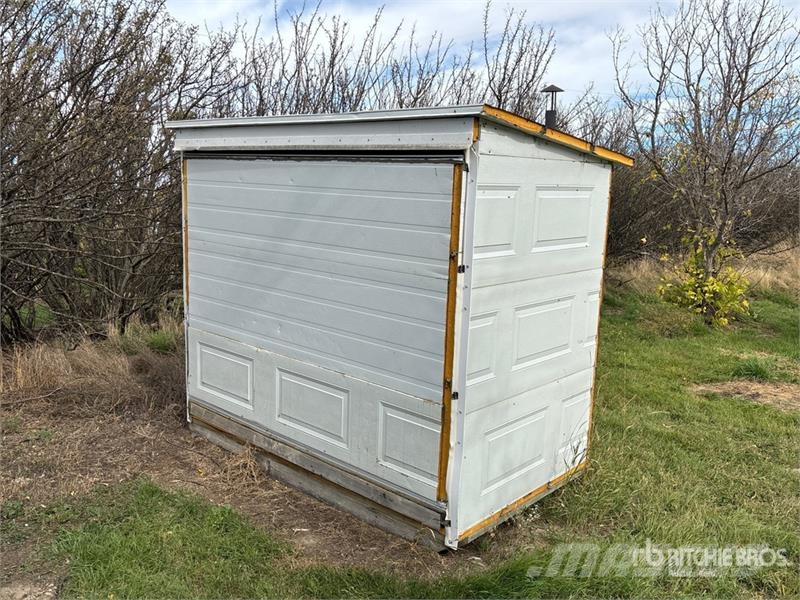 8 ft x 6 ft 6 in Ice Fishing Shack Overige aanhangers