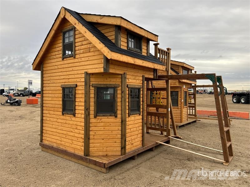  8 ft x 9 ft x 11 ft Two-Story Playhouse مكونات أخرى