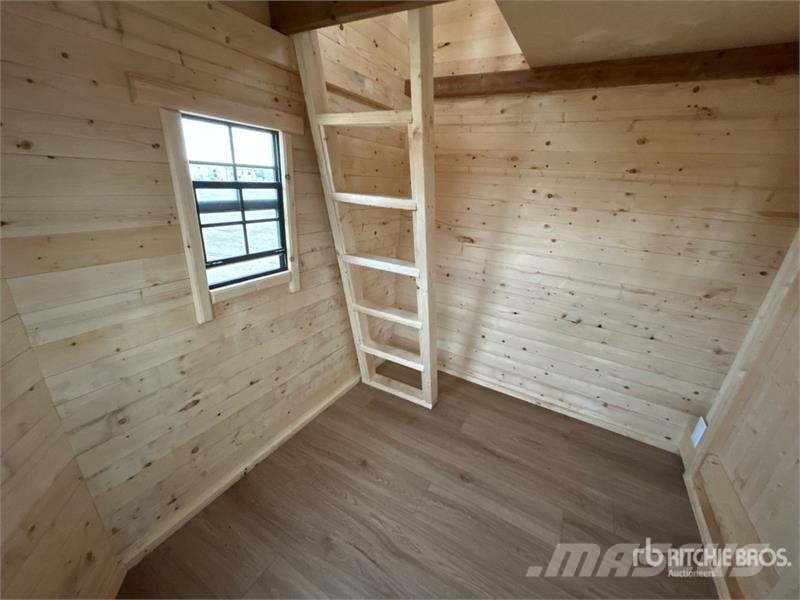  8 ft x 9 ft x 11 ft Two-Story Playhouse مكونات أخرى
