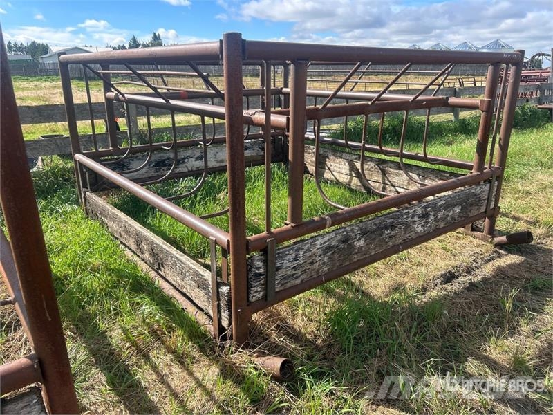 8 ft x ft Bale Livestock Feeder Animal feeders
