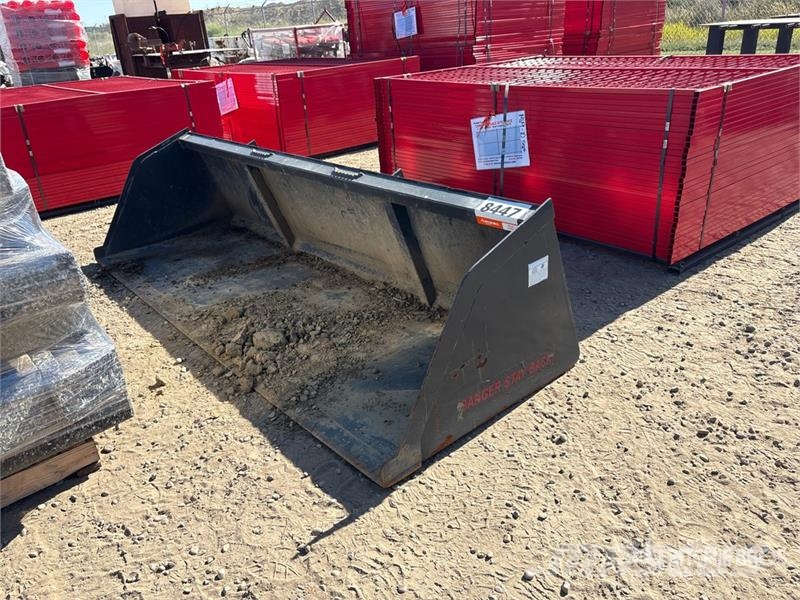 80 in Cleanup Skid Steer Bucket Kašike / Korpe