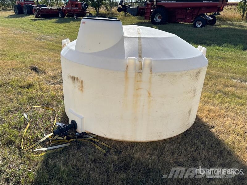 800 gal Poly Water Tank Polttoaine- ja lisäainesäiliöt