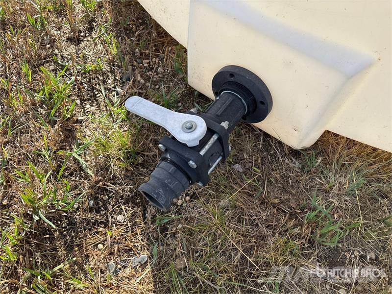 800 gal Poly Water Tank Polttoaine- ja lisäainesäiliöt