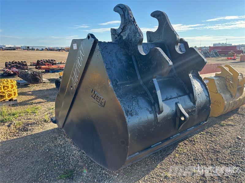 81 in Q/C Cleanup Bucket Godet