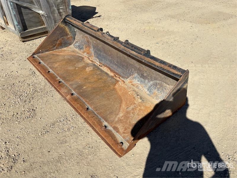 83 in Skid Steer Bucket Kanalak